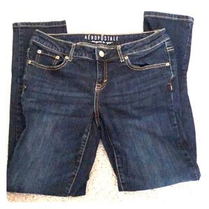 Aeropostale skinny jeans size 8 short.
